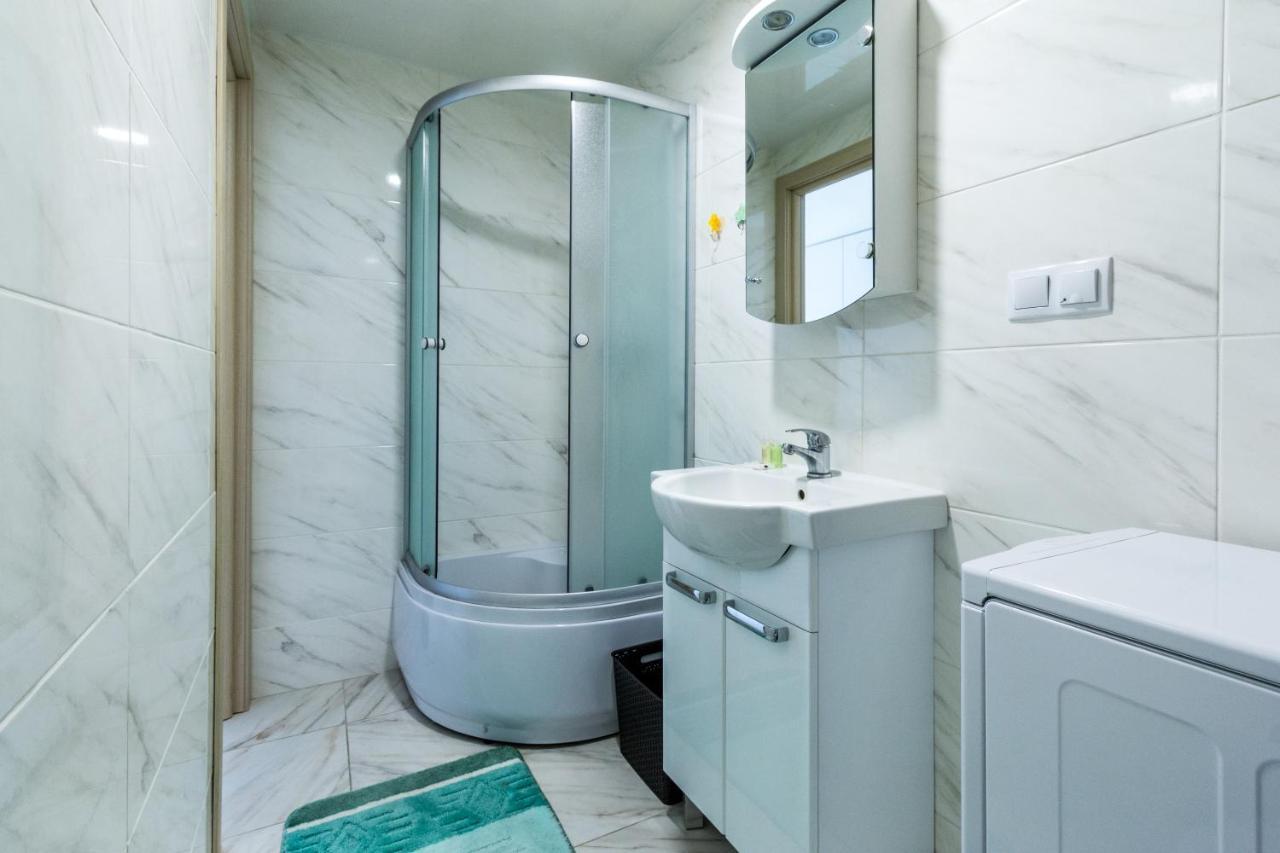 Home Inn Киев Экстерьер фото