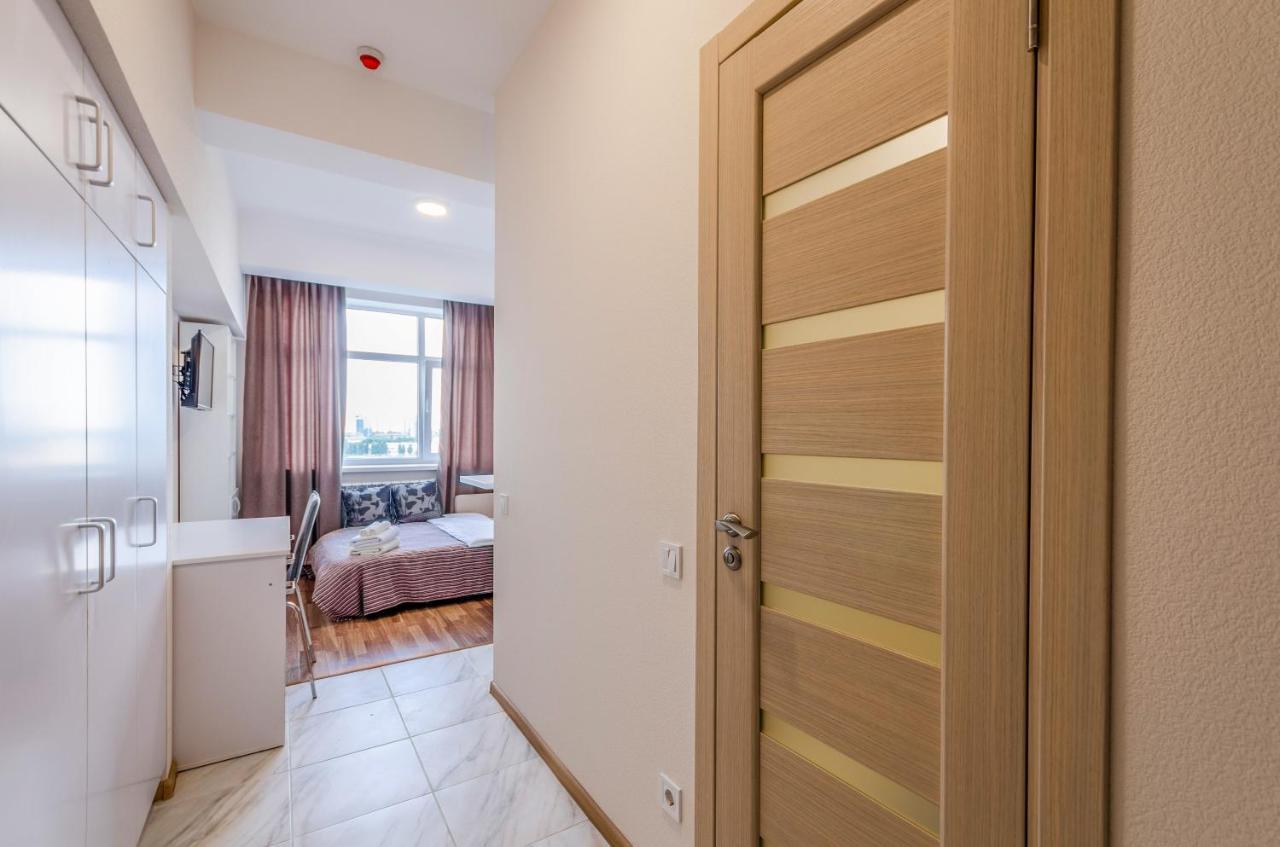 Home Inn Киев Экстерьер фото