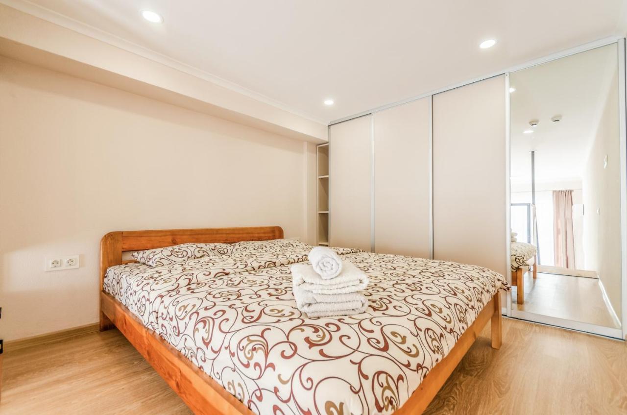 Home Inn Киев Экстерьер фото