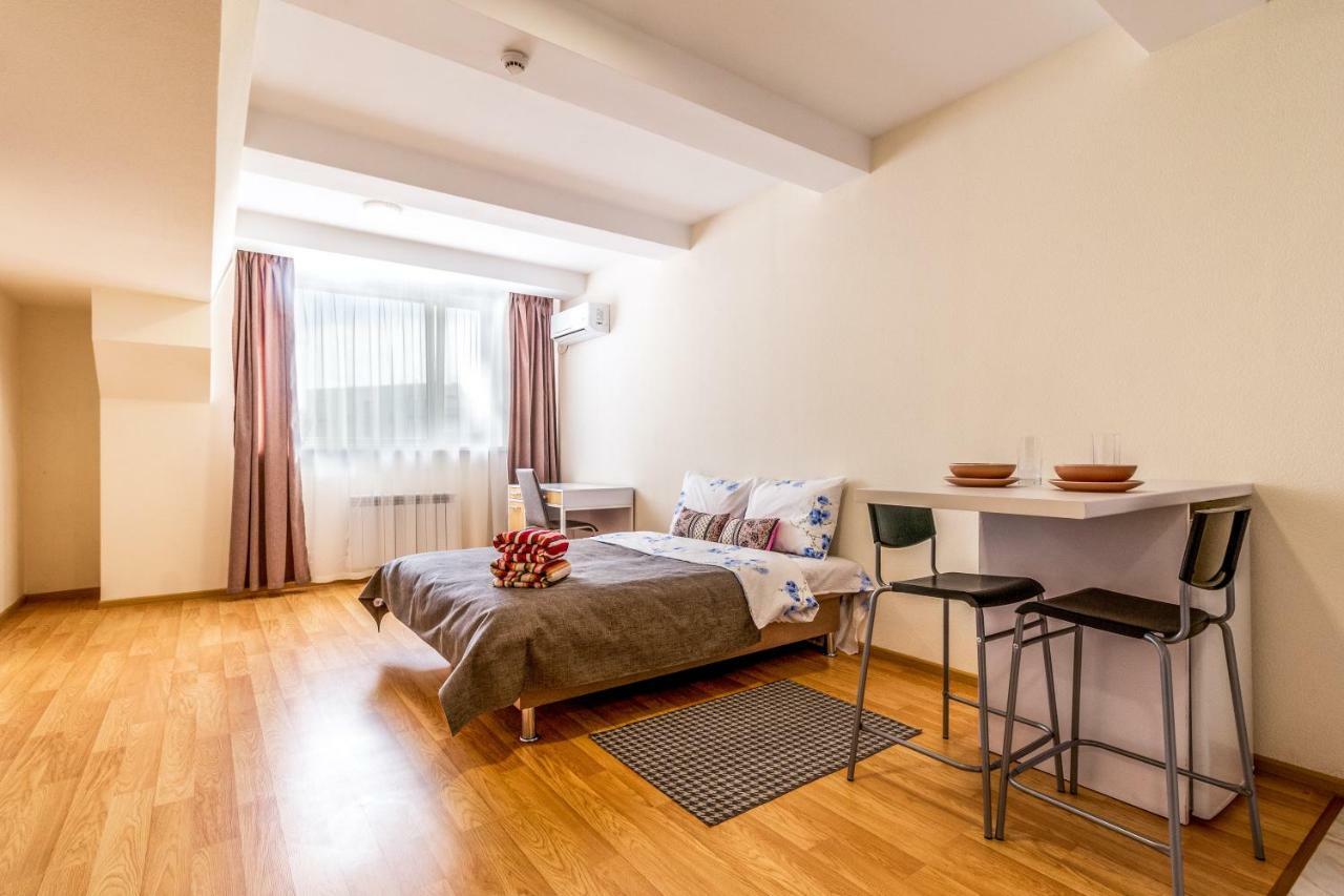 Home Inn Киев Экстерьер фото