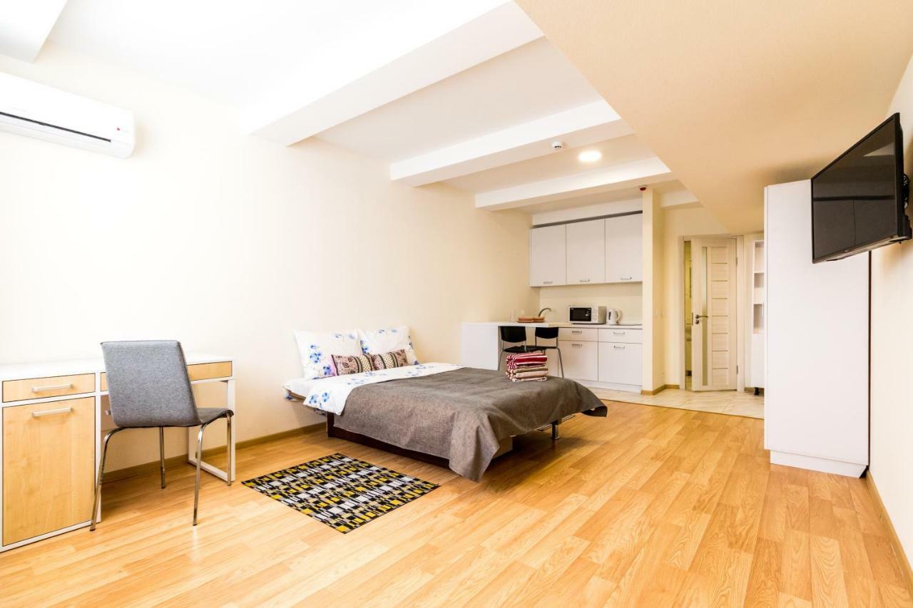 Home Inn Киев Экстерьер фото