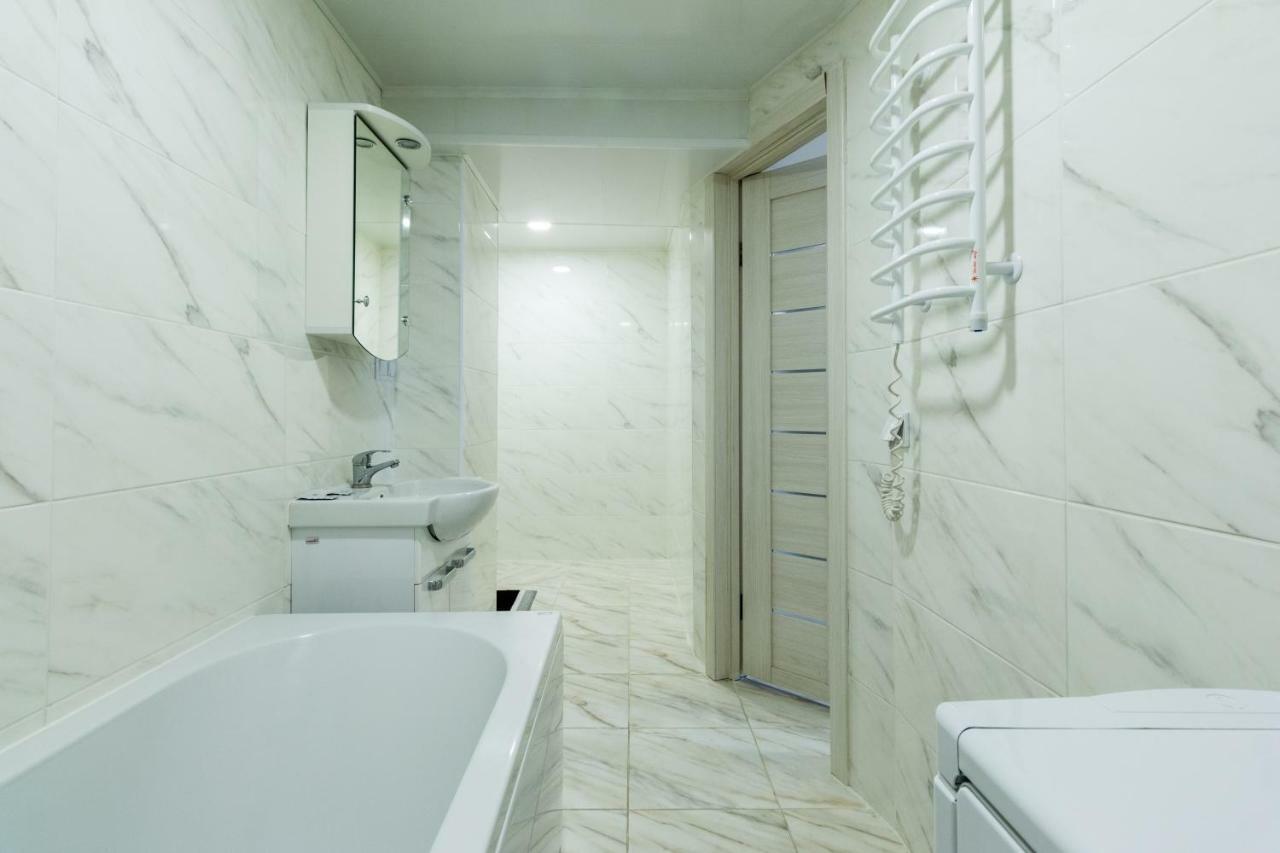 Home Inn Киев Экстерьер фото